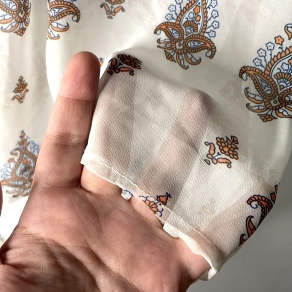 VIV L’EROÁ sheer 3/4 length sleeves top - Picture 7 of 7